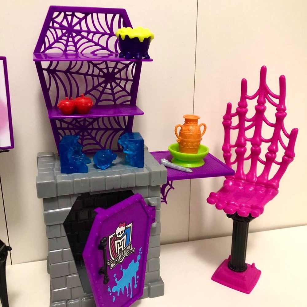 Monster High Set: Art Class Accessory Pack - Picture 2 of 4